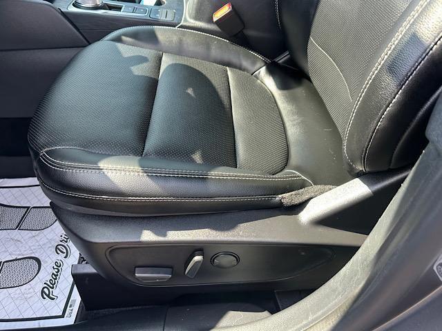 used 2022 Ford Escape car, priced at $24,314