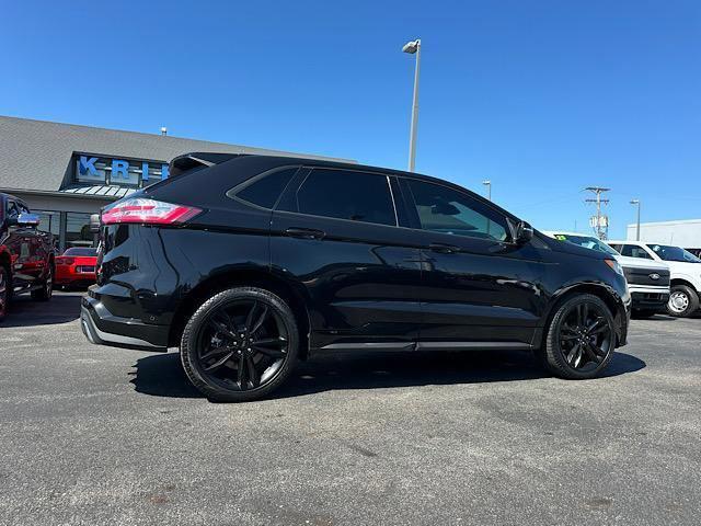 used 2022 Ford Edge car, priced at $32,399