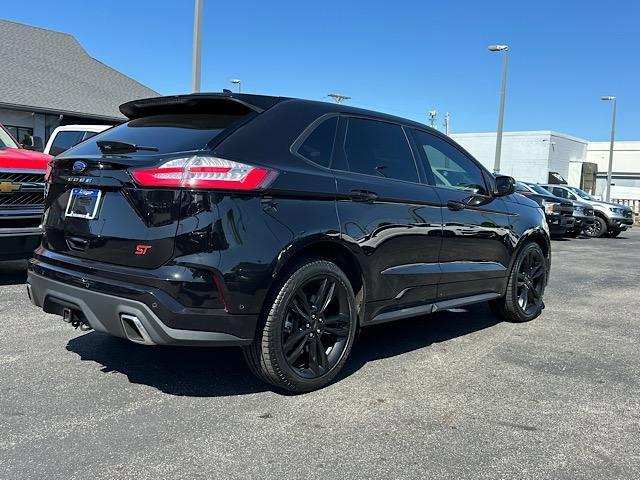 used 2022 Ford Edge car, priced at $32,399