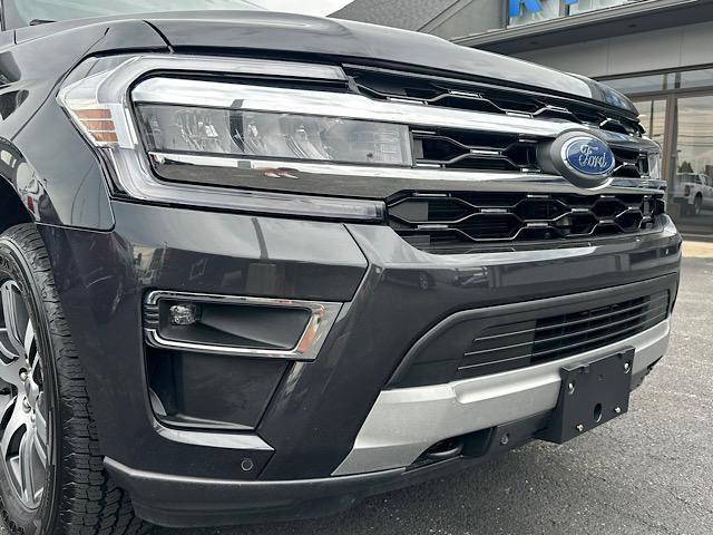 used 2022 Ford Expedition car, priced at $52,268