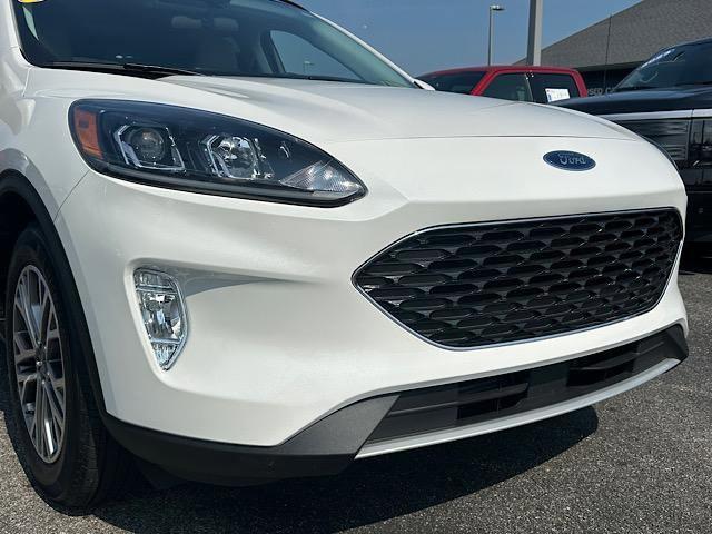 used 2022 Ford Escape car, priced at $25,415
