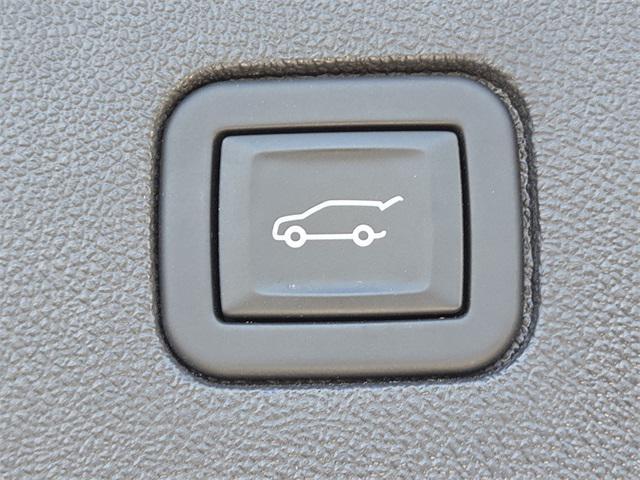 used 2024 Chevrolet Equinox car, priced at $22,302