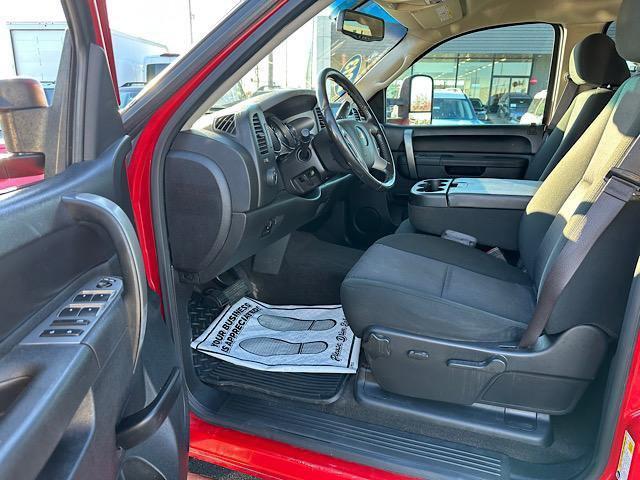 used 2013 Chevrolet Silverado 2500 car, priced at $17,659