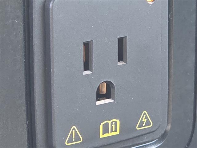 used 2022 Ford F-150 car, priced at $39,952