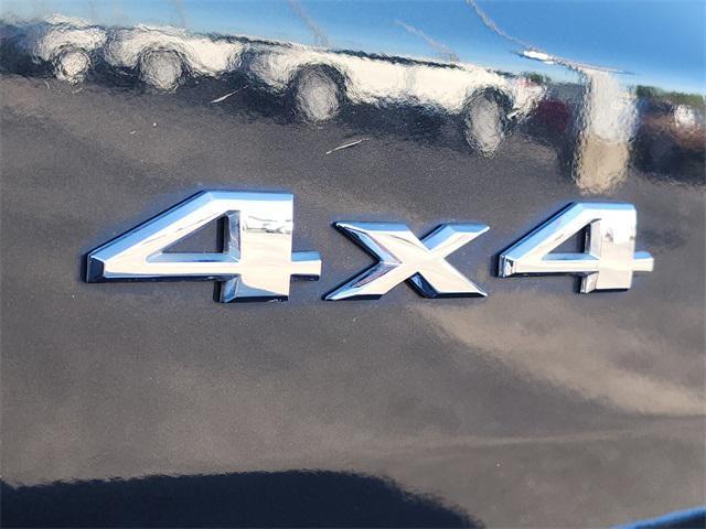 used 2015 Jeep Grand Cherokee car, priced at $13,848