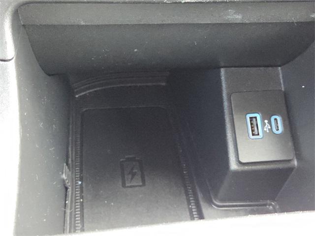 used 2022 Ford Edge car, priced at $25,594