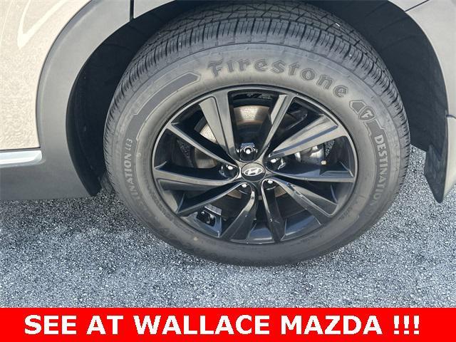 used 2019 Hyundai Santa Fe car, priced at $17,877