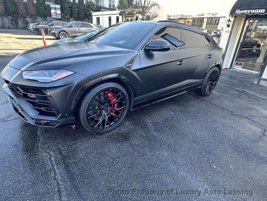 used 2019 Lamborghini Urus car, priced at $179,895