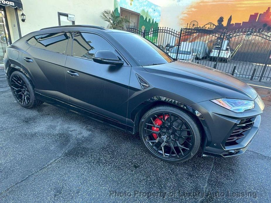 used 2019 Lamborghini Urus car, priced at $179,895