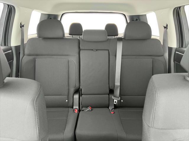 new 2025 Hyundai Santa Fe car, priced at $33,084