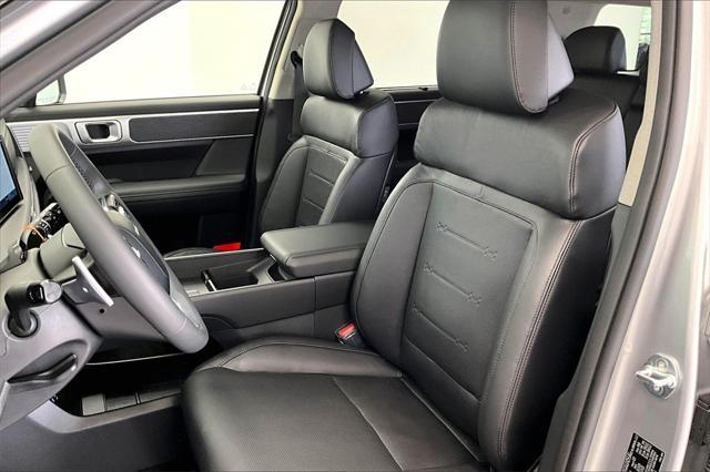 new 2024 Hyundai Santa Fe car, priced at $43,903