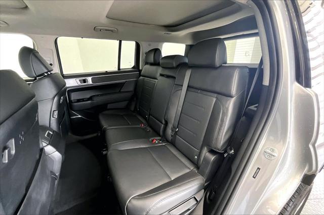 new 2024 Hyundai Santa Fe car, priced at $43,903