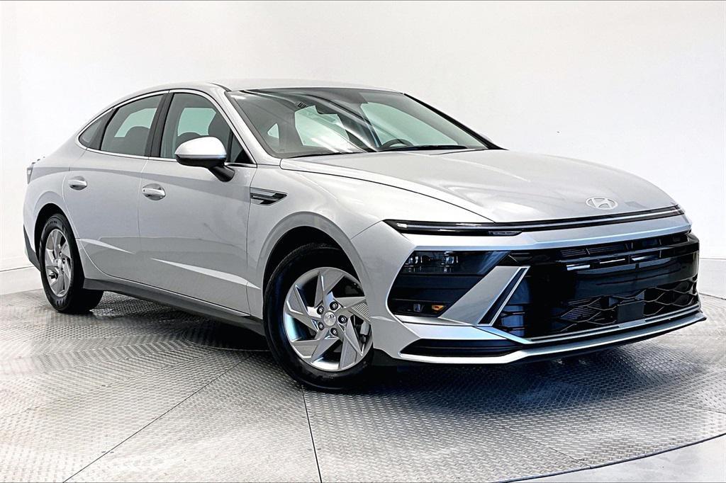 used 2025 Hyundai Sonata car, priced at $23,416