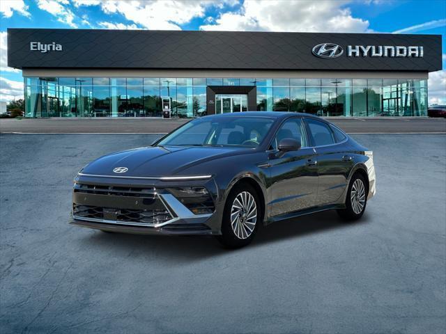 new 2025 Hyundai Sonata Hybrid car, priced at $37,339