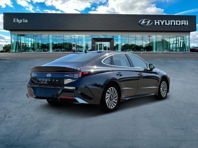 new 2025 Hyundai Sonata Hybrid car, priced at $36,839