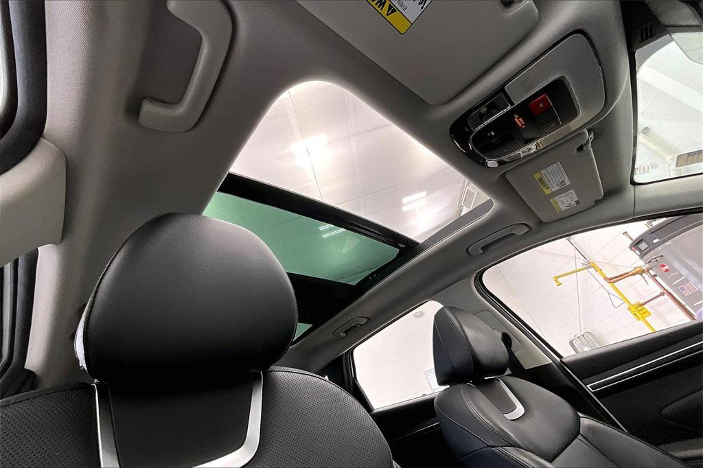 used 2024 Hyundai TUCSON Hybrid car, priced at $23,991