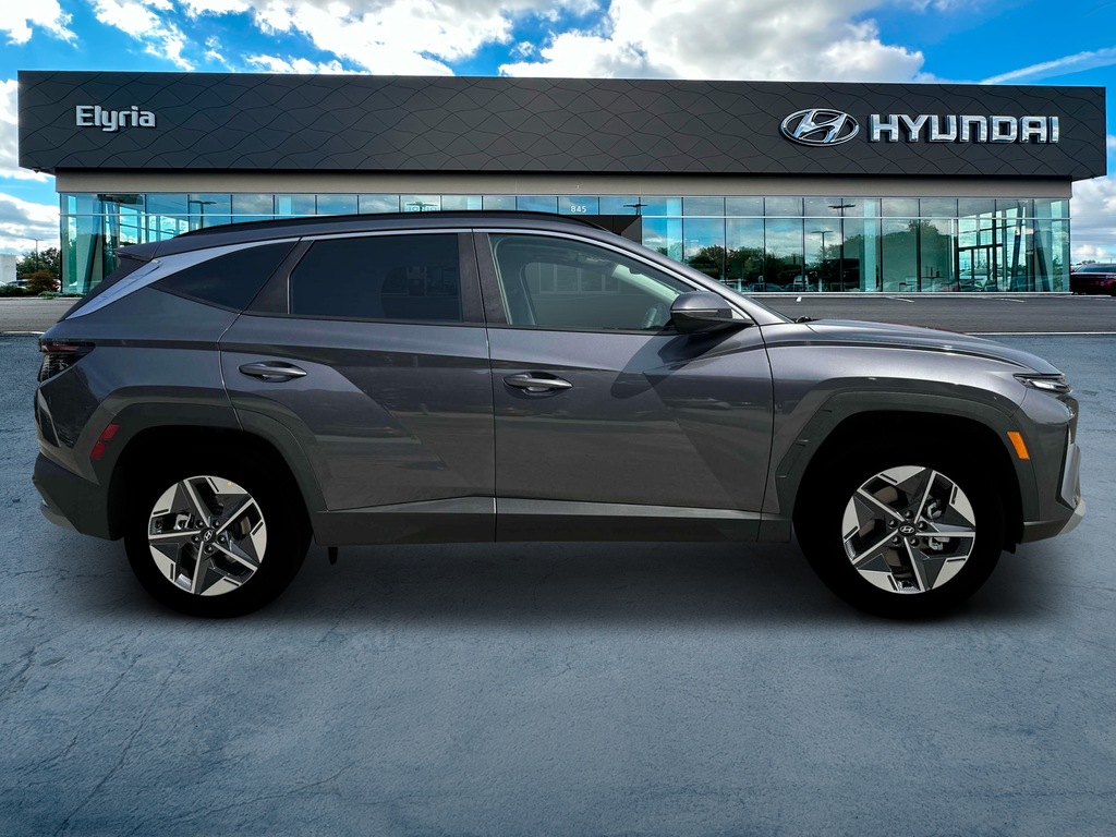 new 2025 Hyundai Tucson Hybrid car, priced at $38,350