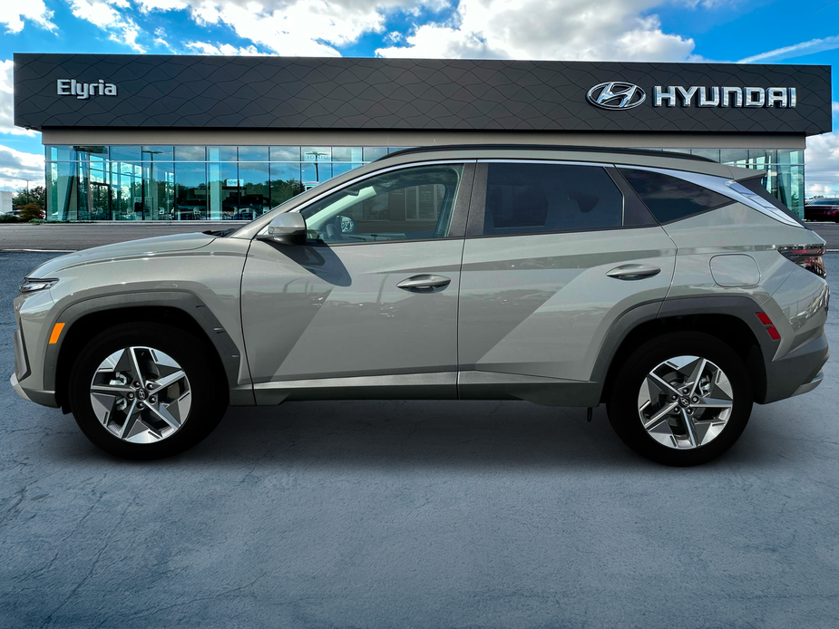 new 2025 Hyundai Tucson car, priced at $34,115