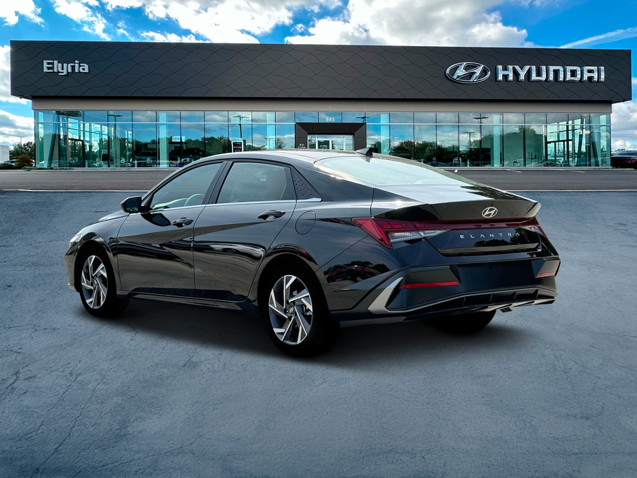 new 2025 Hyundai Elantra car, priced at $27,260