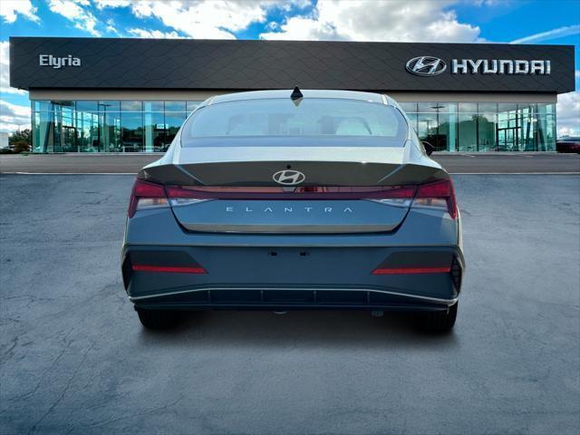 new 2025 Hyundai Elantra car, priced at $21,916