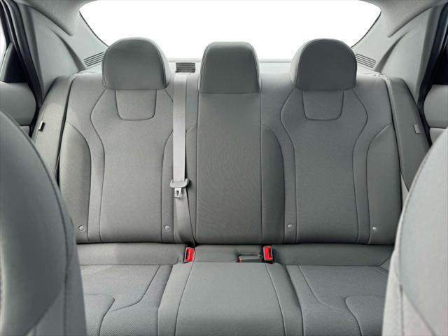 new 2025 Hyundai Elantra car, priced at $21,916