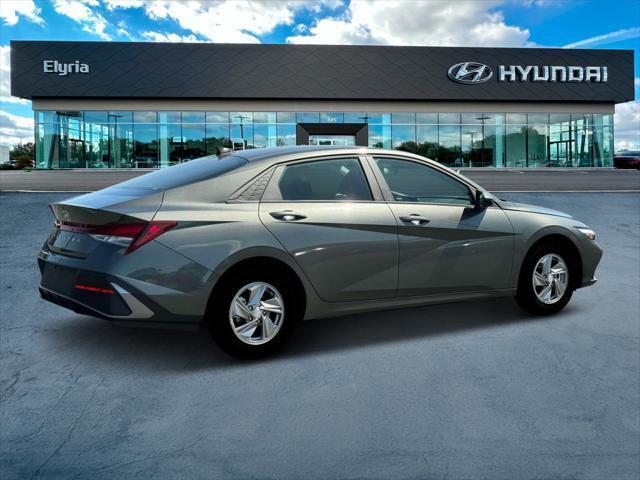 new 2025 Hyundai Elantra car, priced at $21,916