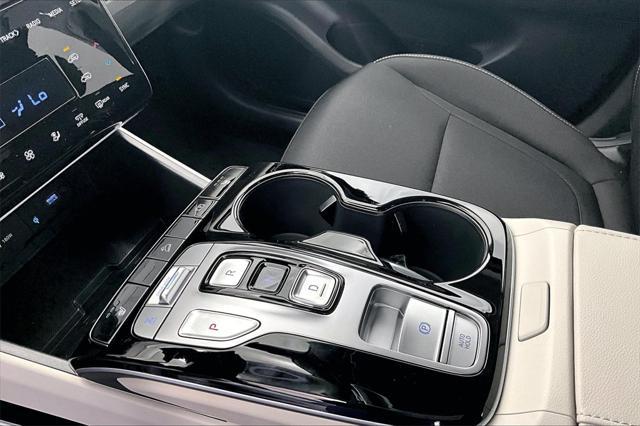 new 2024 Hyundai TUCSON Hybrid car, priced at $32,805