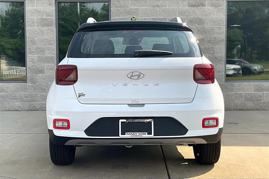 new 2025 Hyundai Venue car, priced at $24,029