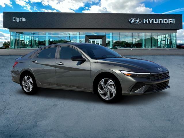 new 2025 Hyundai Elantra car, priced at $27,353