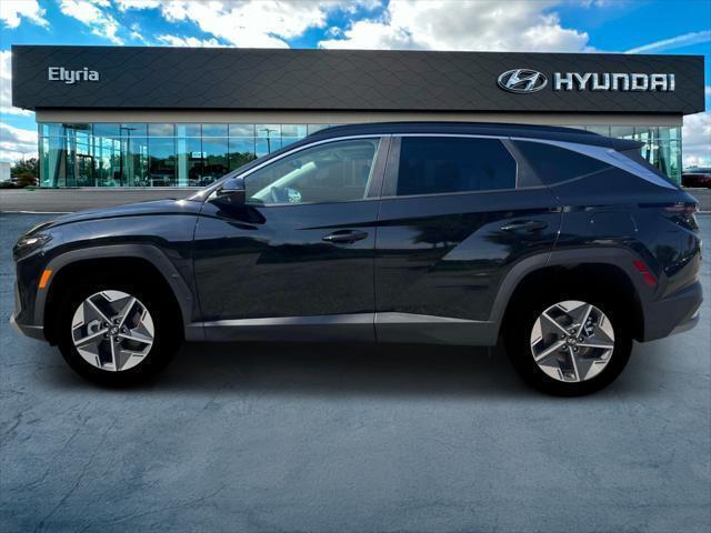 new 2025 Hyundai TUCSON Hybrid car, priced at $36,378