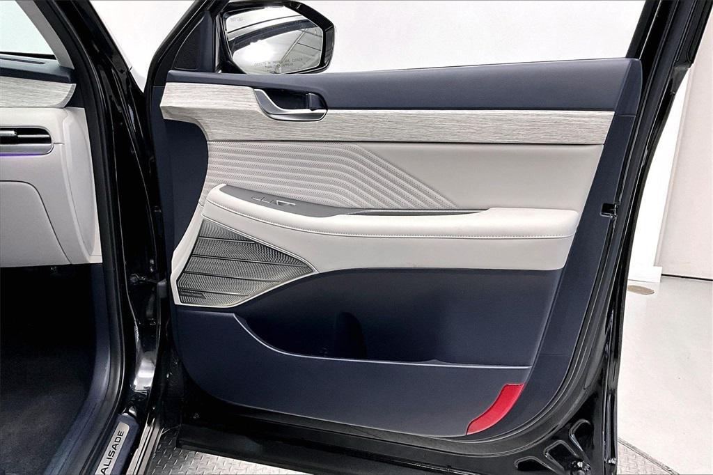 used 2023 Hyundai Palisade car, priced at $38,200