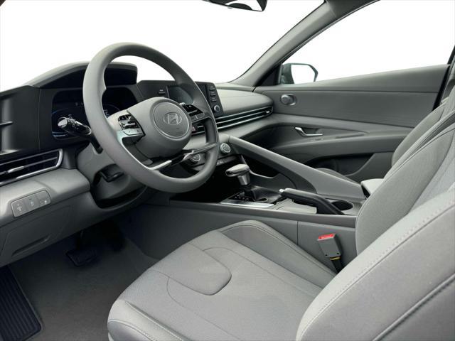new 2025 Hyundai Elantra car, priced at $21,916