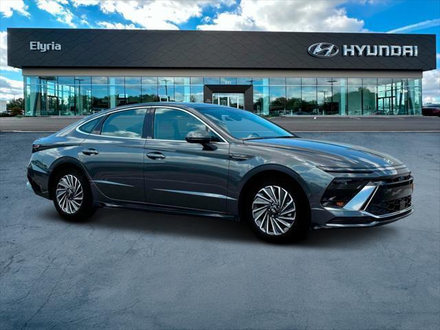 new 2025 Hyundai Sonata Hybrid car, priced at $36,922