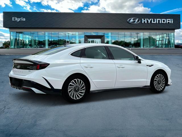 new 2025 Hyundai Sonata Hybrid car, priced at $31,710