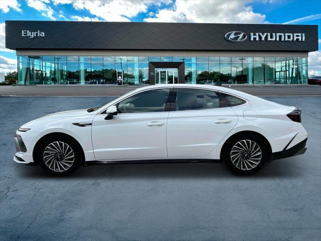 new 2025 Hyundai Sonata Hybrid car, priced at $31,710