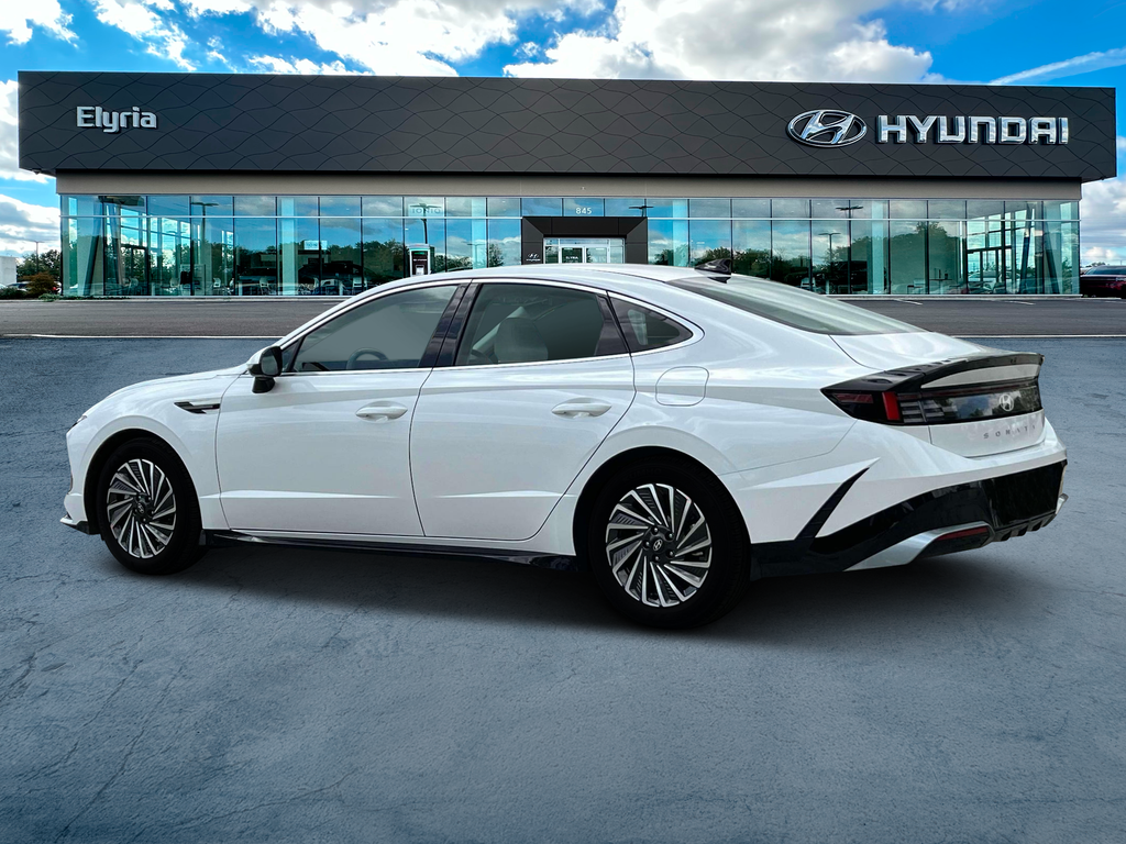 new 2025 Hyundai Sonata Hybrid car, priced at $33,415