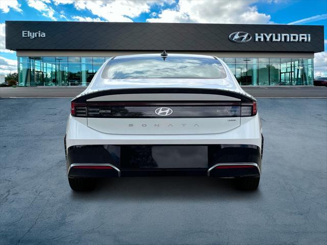 new 2025 Hyundai Sonata Hybrid car, priced at $31,710