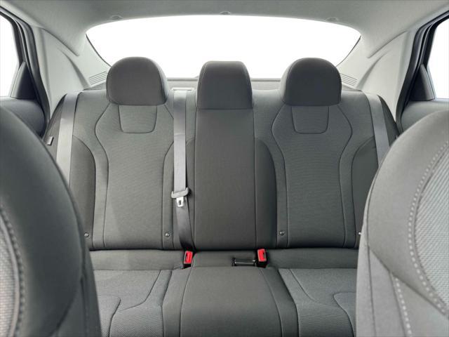 new 2025 Hyundai Elantra car, priced at $21,916