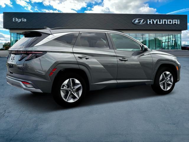 new 2025 Hyundai TUCSON Hybrid car, priced at $36,389