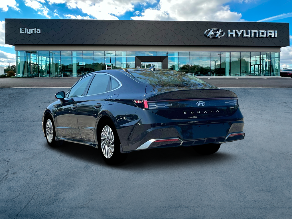 new 2025 Hyundai Sonata Hybrid car, priced at $32,690