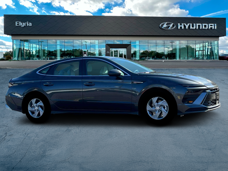 new 2025 Hyundai Sonata car, priced at $28,010