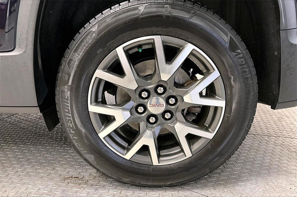 used 2021 GMC Acadia car, priced at $18,124