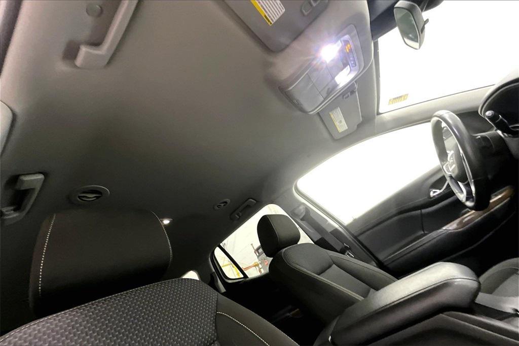 used 2021 GMC Acadia car, priced at $18,124