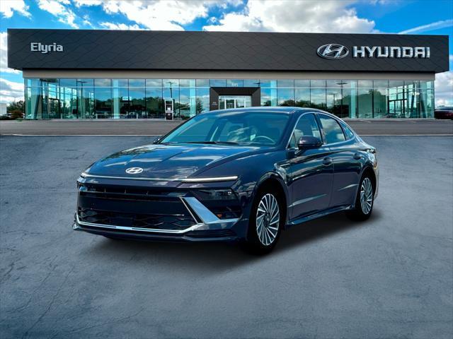 new 2025 Hyundai Sonata Hybrid car, priced at $31,253