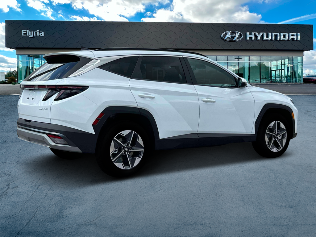 new 2025 Hyundai Tucson Hybrid car, priced at $38,905