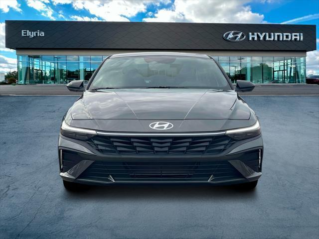 new 2025 Hyundai Elantra car, priced at $22,727