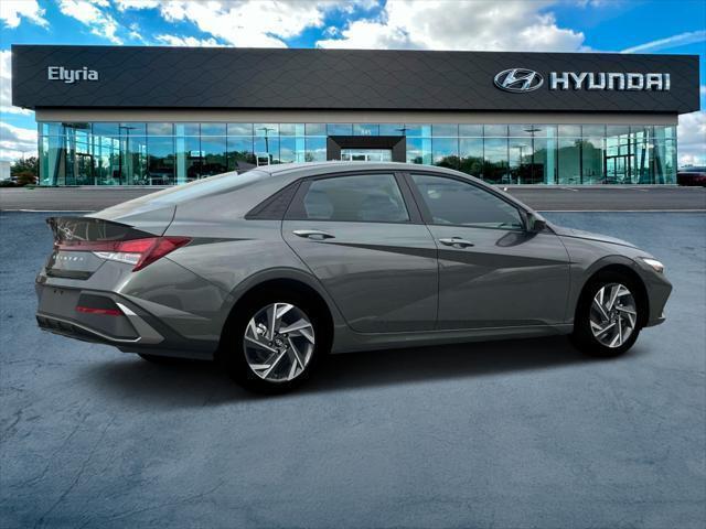 new 2025 Hyundai Elantra car, priced at $22,727