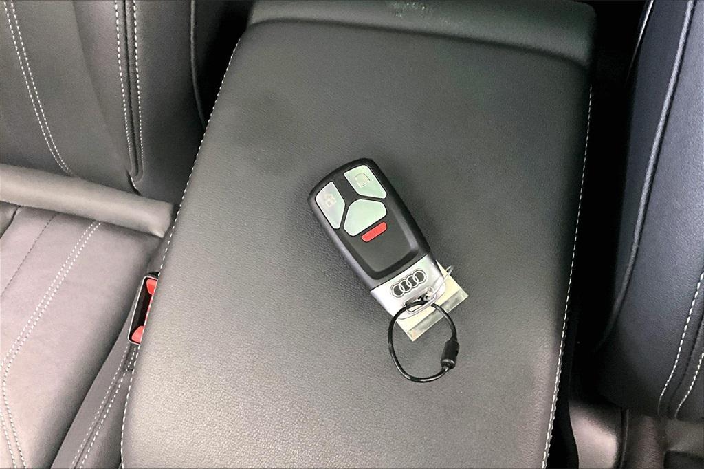 used 2024 Audi Q5 car, priced at $27,859