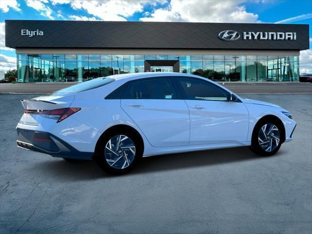 new 2025 Hyundai Elantra car, priced at $23,253