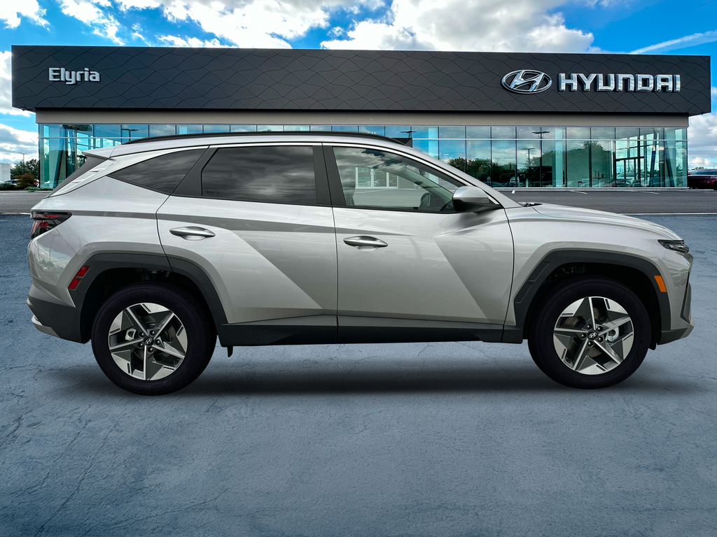 new 2025 Hyundai Tucson car, priced at $33,975